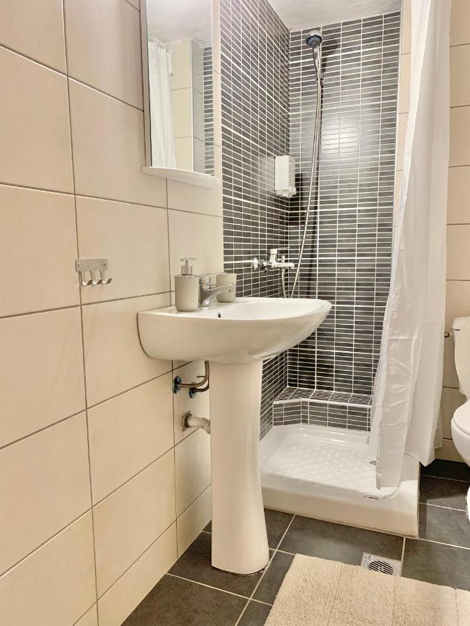 Lovely Apartment By The Sea 2 ….. Epanomi Exterior photo